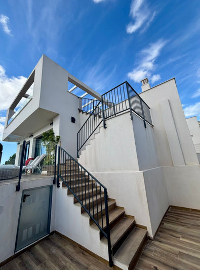 Image No.7-5 Bed Villa for sale