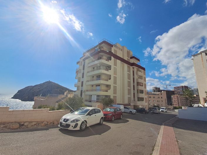 Image No.21-2 Bed Apartment for sale