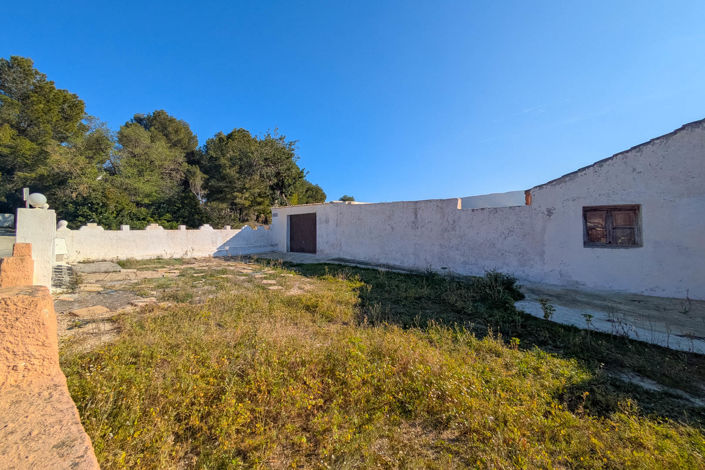 Image No.41-Villa for sale