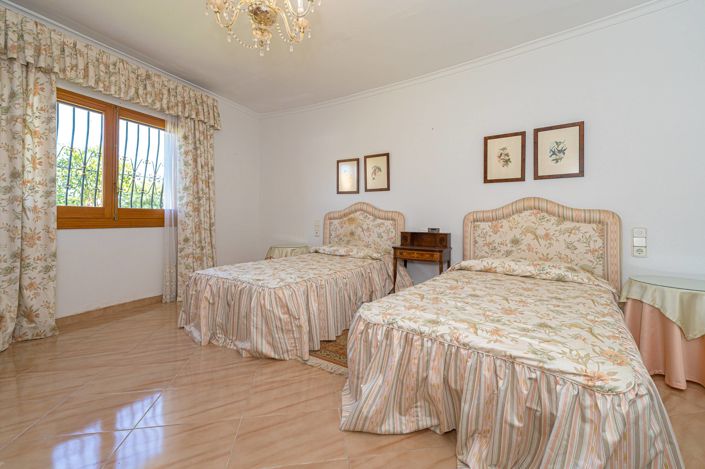 Image No.27-6 Bed Villa for sale