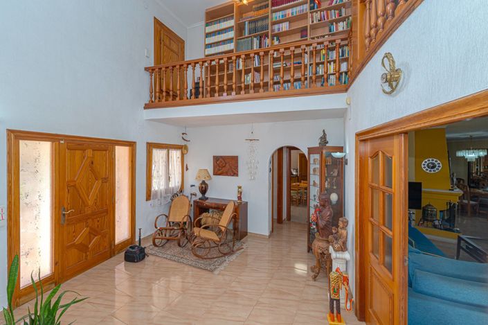Image No.31-6 Bed Villa for sale
