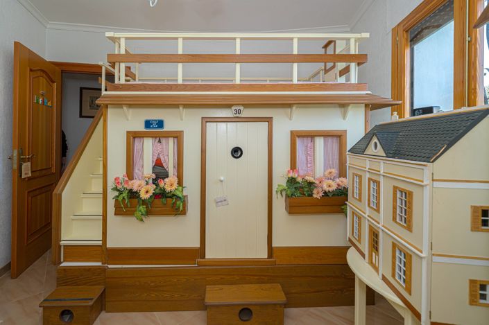Image No.42-6 Bed Villa for sale