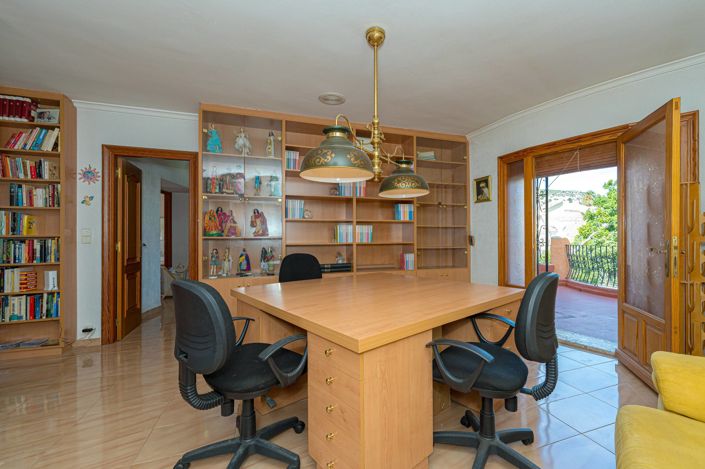 Image No.45-6 Bed Villa for sale
