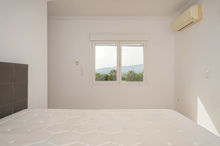 Image No.39-5 Bed Villa for sale
