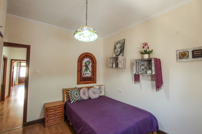 Image No.20-3 Bed Apartment for sale