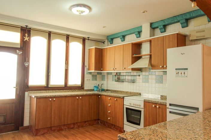 Image No.8-3 Bed Apartment for sale