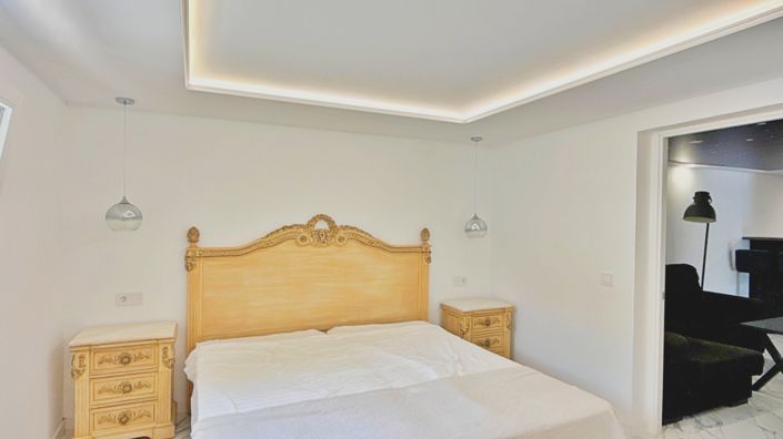 Image No.14-5 Bed Villa for sale
