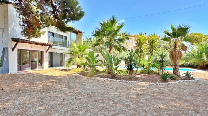 Image No.37-5 Bed Villa for sale