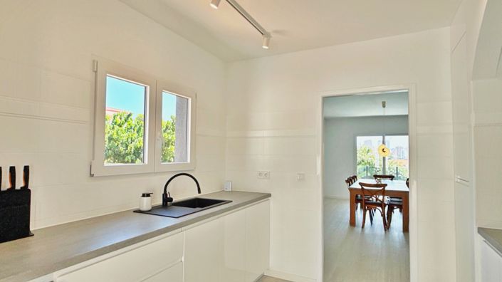 Image No.9-5 Bed Villa for sale