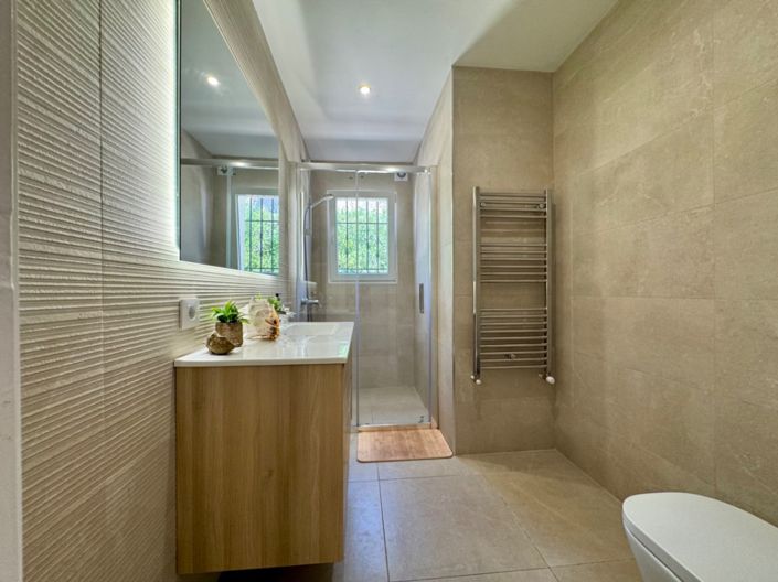 Image No.20-4 Bed Villa for sale