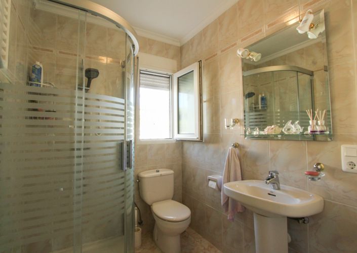 Image No.16-4 Bed Villa for sale
