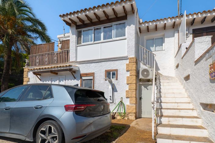 Image No.21-3 Bed Property for sale