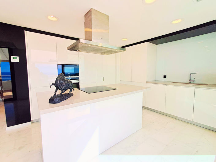Image No.15-3 Bed Villa for sale