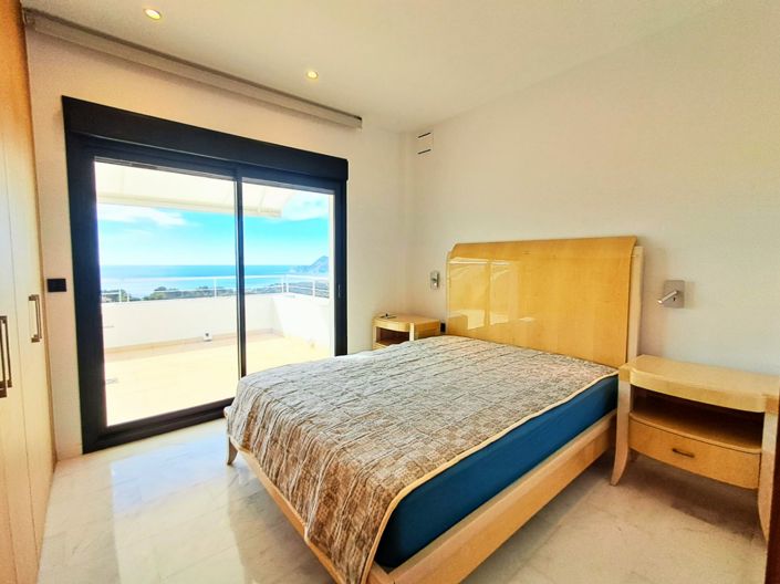 Image No.21-3 Bed Villa for sale