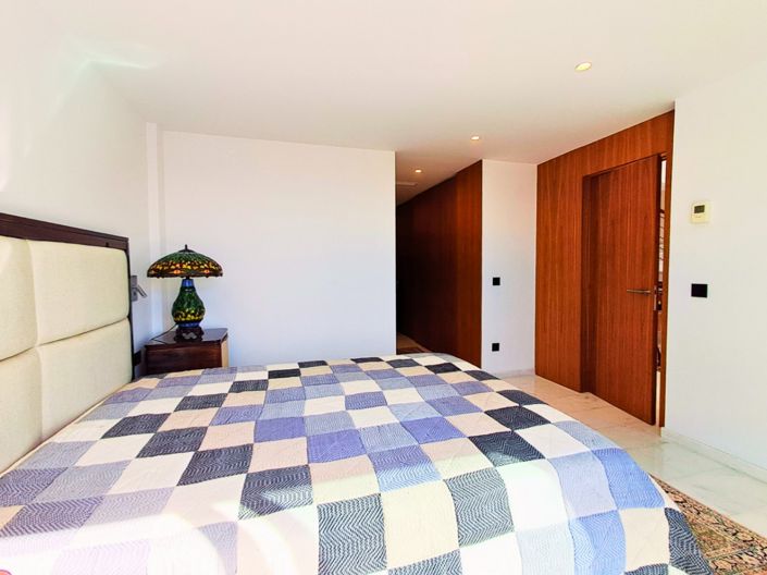 Image No.33-3 Bed Villa for sale