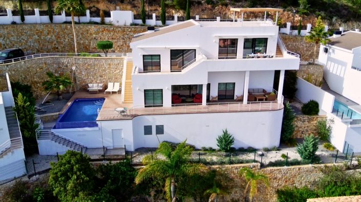 Image No.47-3 Bed Villa for sale