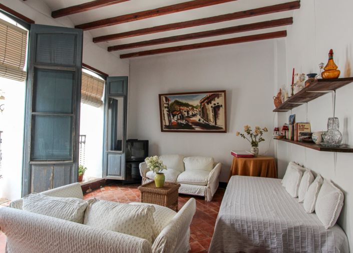 Image No.16-5 Bed Townhouse for sale