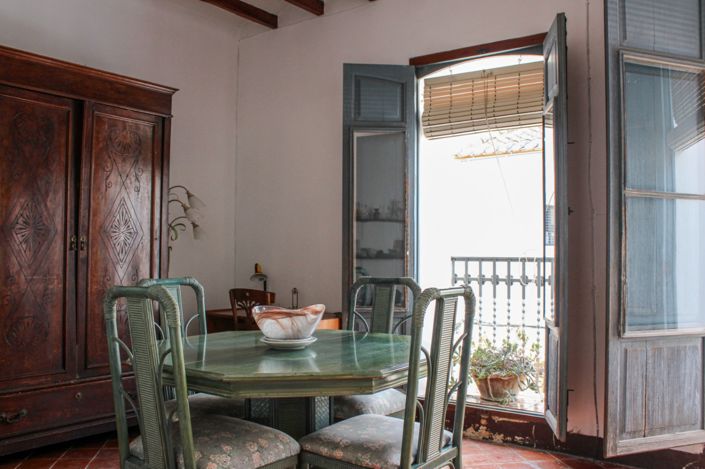 Image No.18-5 Bed Townhouse for sale