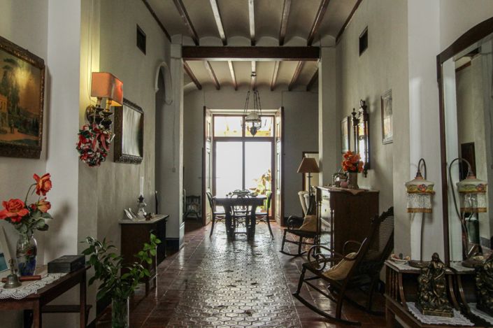 Image No.2-5 Bed Townhouse for sale