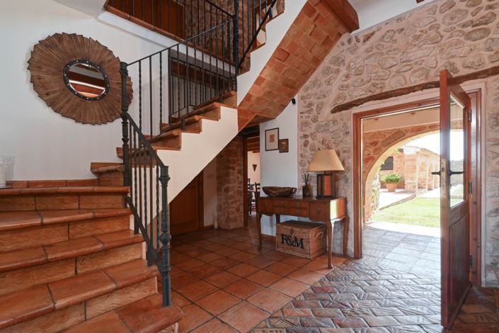 Image No.20-5 Bed Villa for sale