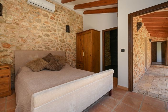 Image No.33-5 Bed Villa for sale