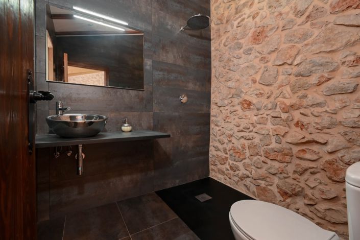 Image No.38-5 Bed Villa for sale