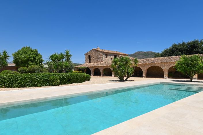 Image No.41-5 Bed Villa for sale