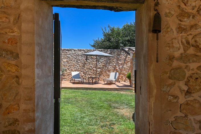 Image No.9-5 Bed Villa for sale