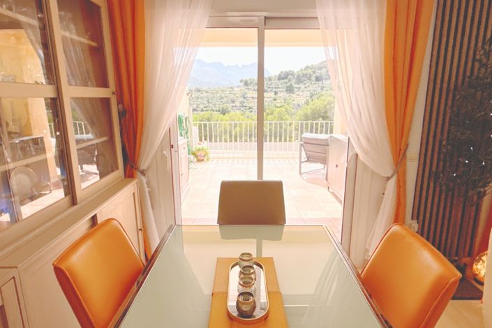 Image No.18-2 Bed Villa for sale