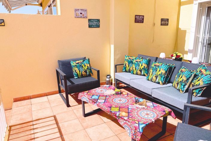 Image No.35-2 Bed Villa for sale