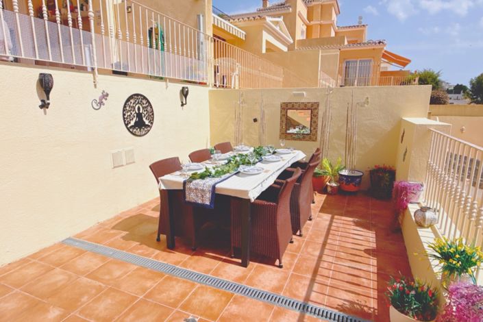 Image No.37-2 Bed Villa for sale