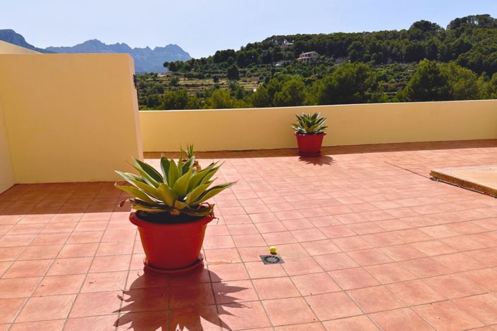 Image No.43-2 Bed Villa for sale