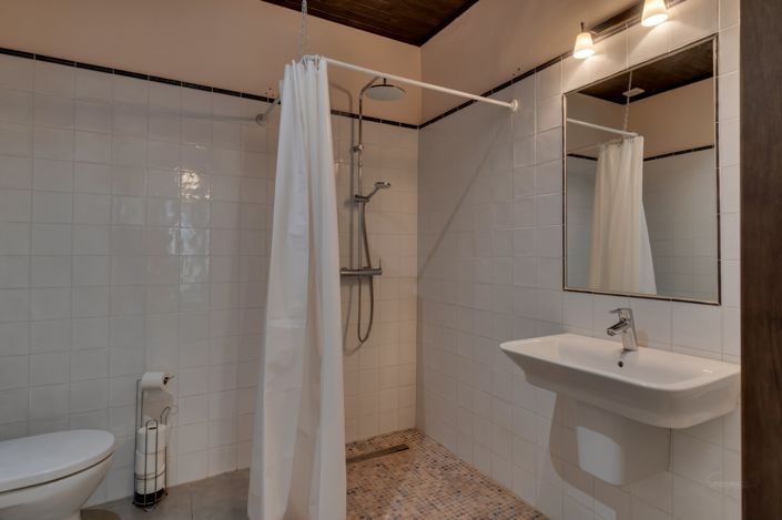 Image No.11-5 Bed Townhouse for sale