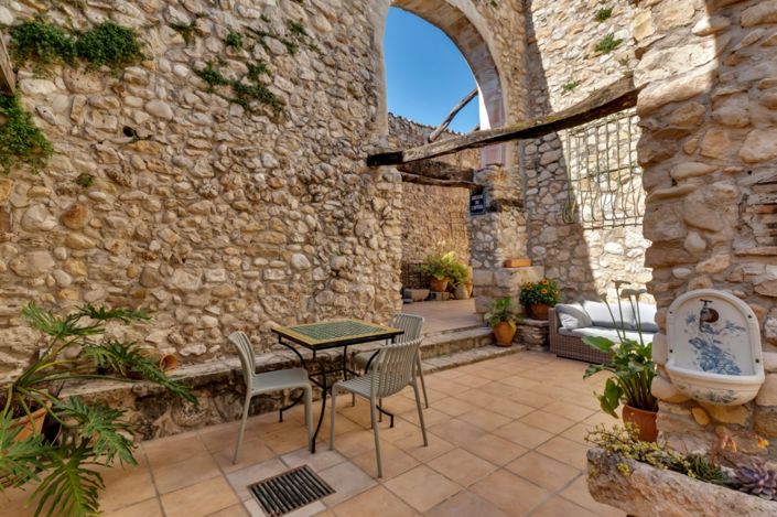 Image No.14-5 Bed Townhouse for sale