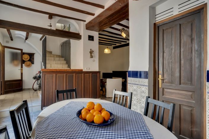 Image No.7-5 Bed Townhouse for sale
