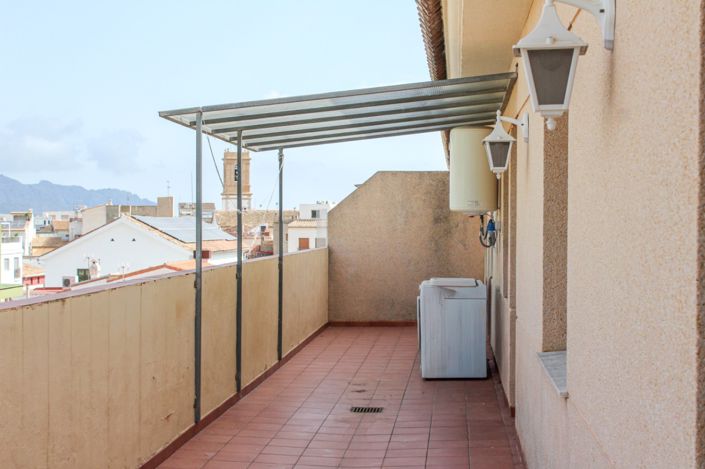 Image No.16-2 Bed Apartment for sale