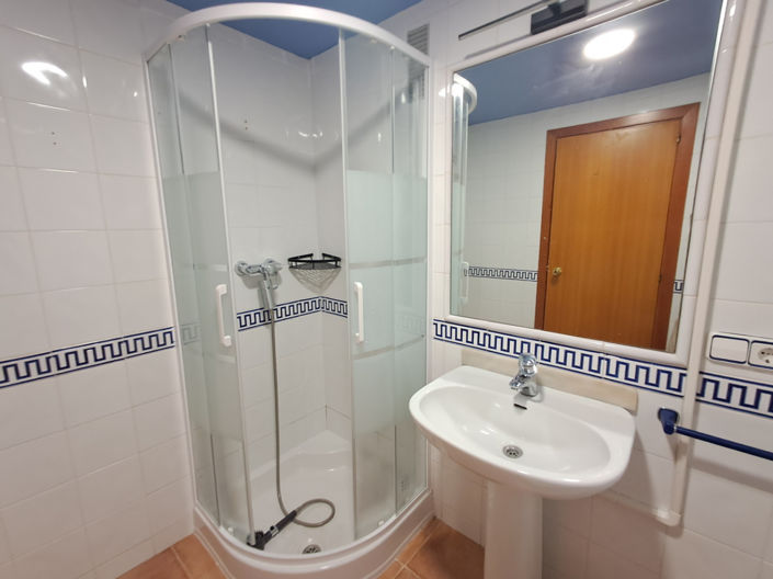 Image No.28-2 Bed Apartment for sale