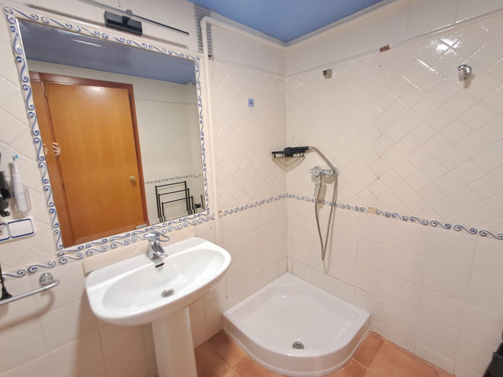 Image No.31-2 Bed Apartment for sale