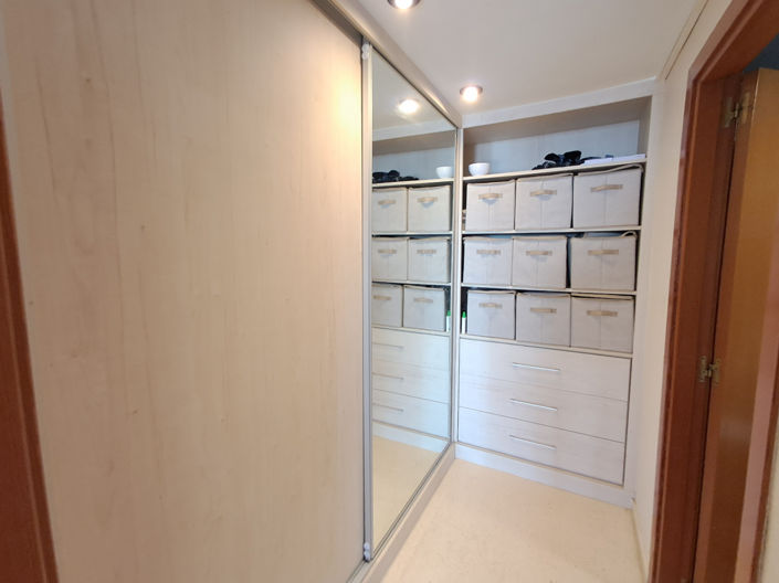 Image No.40-2 Bed Apartment for sale