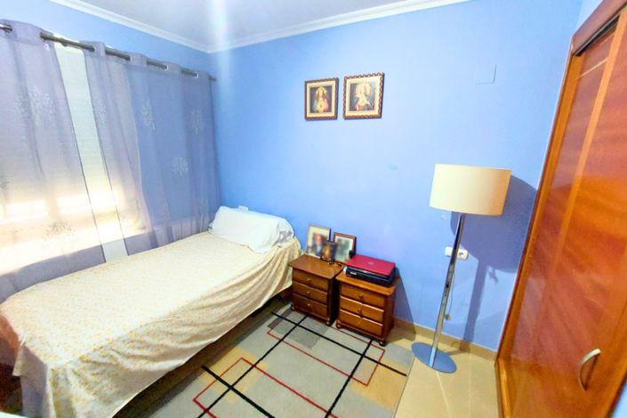 Image No.10-3 Bed Apartment for sale