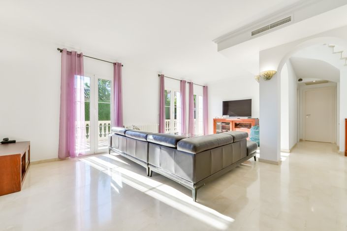 Image No.31-4 Bed Villa for sale