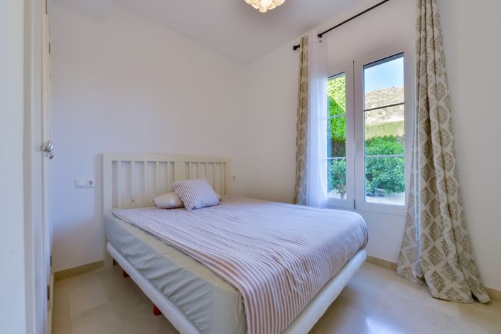 Image No.37-4 Bed Villa for sale