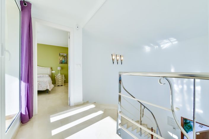 Image No.43-4 Bed Villa for sale
