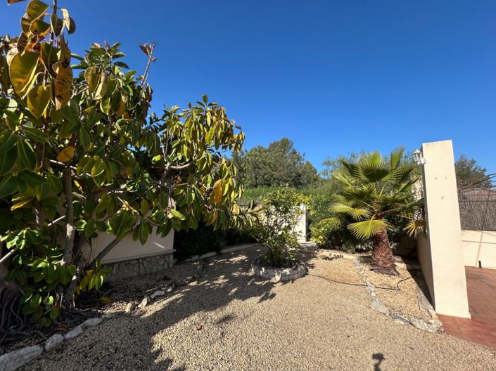 Image No.25-3 Bed Villa for sale