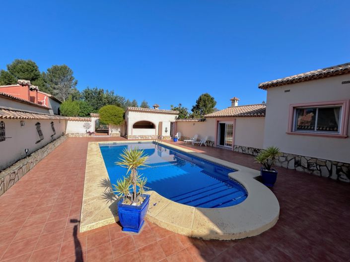Image No.3-3 Bed Villa for sale