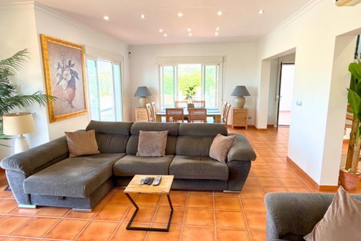 Image No.22-4 Bed Villa for sale