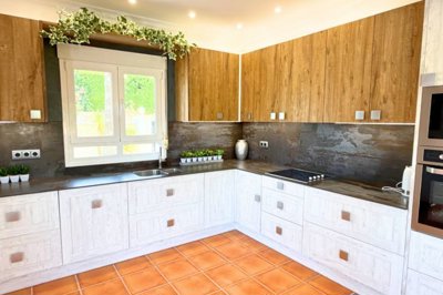 luxuryvillaforsaleempedrolacalpe54
