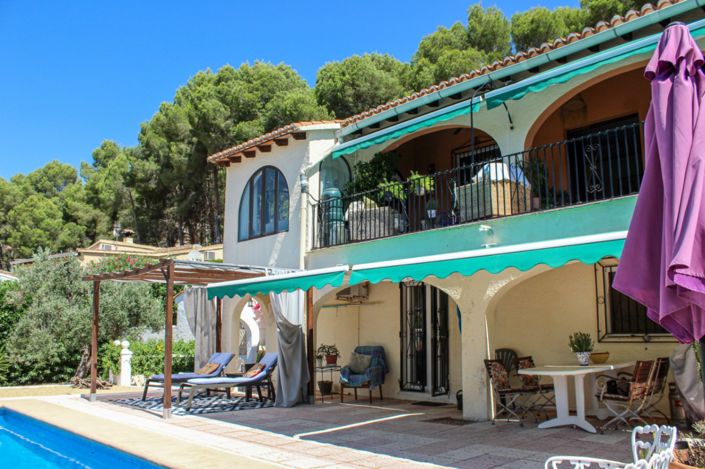 Image No.2-5 Bed Villa for sale