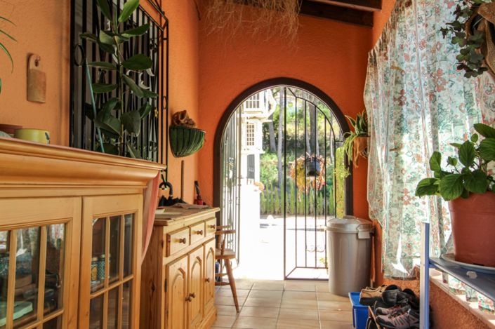 Image No.5-5 Bed Villa for sale