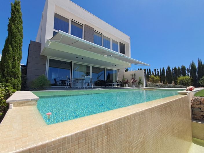 Image No.12-3 Bed Villa for sale